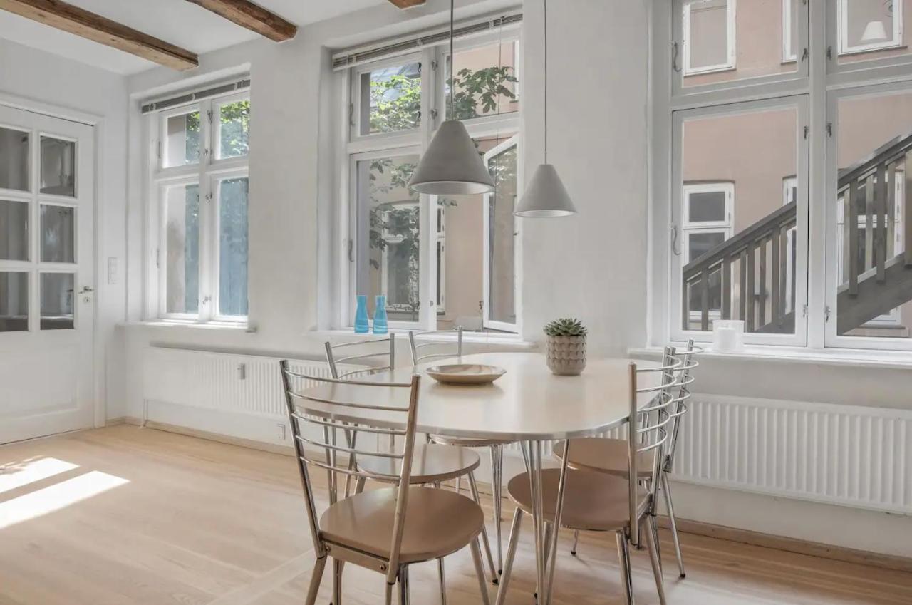 Leilighet City With Cosy Backyard In Vibrant Area *